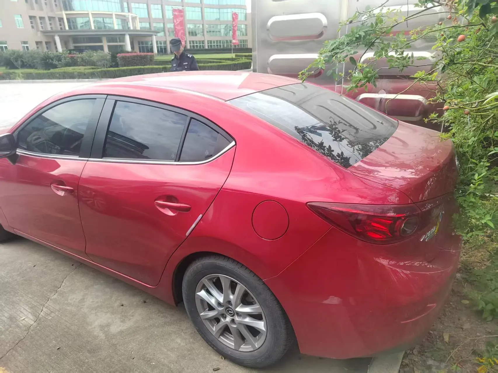 2017 MAZDA 3 thumbnail 4