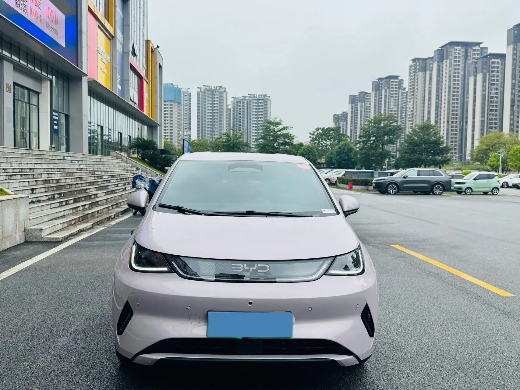 2025 BYD DOLPHIN thumbnail 2