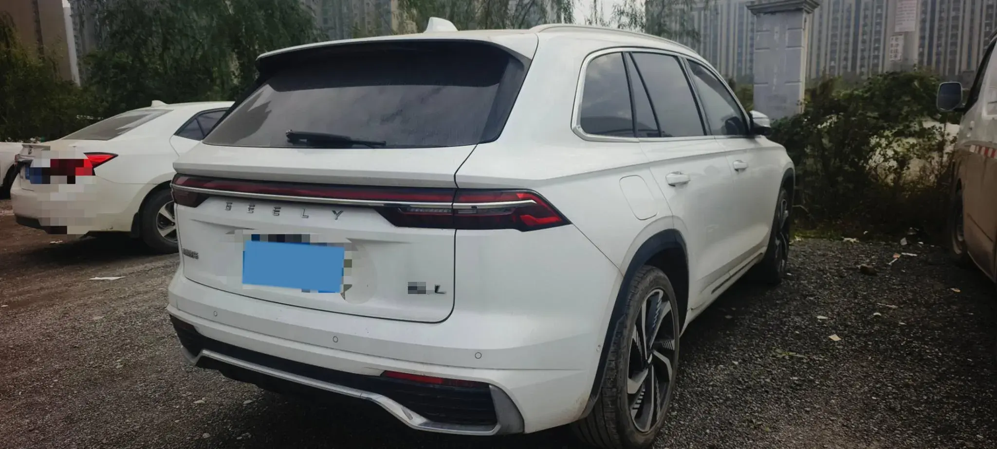 2021 GEELY MONJARO thumbnail 4