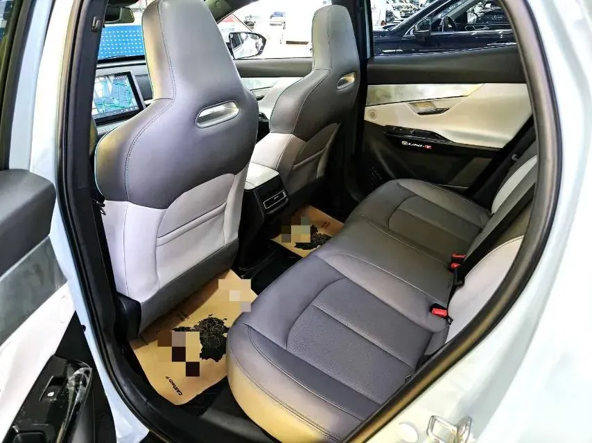 2023 ChangAn UNI-T 1.5T 188HP L4 7DCT,autocango,china used car exporter,china ev exporter,chinese used car exporter,chinese used ev exporter