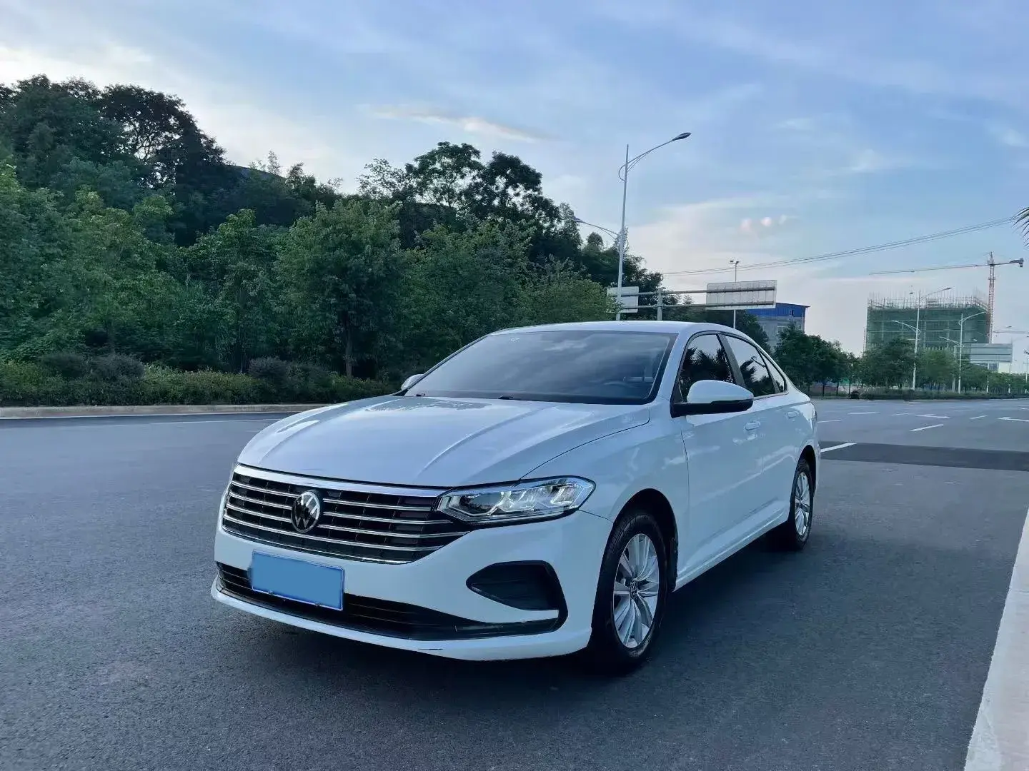 2023 VOLKSWAGEN LAVIDA view 1