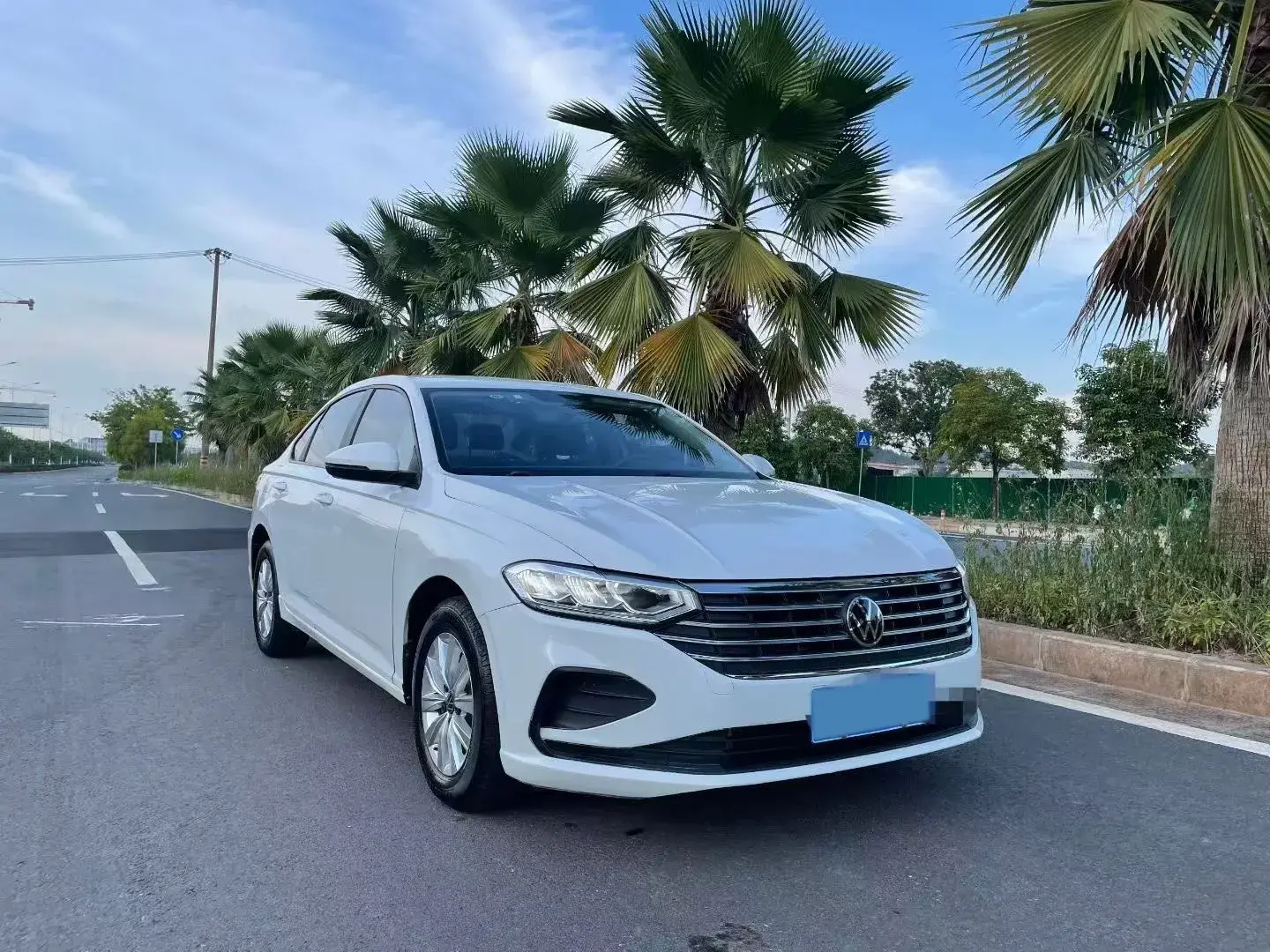 2023 VOLKSWAGEN LAVIDA thumbnail 3