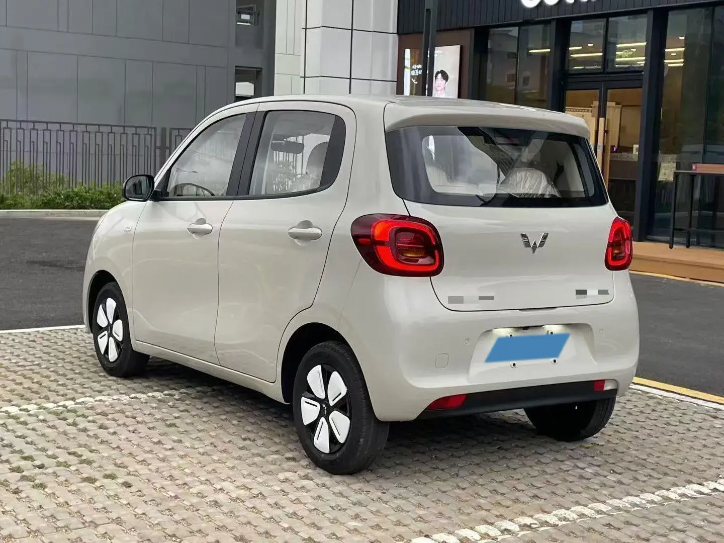 2025 WULING HONGGUANG thumbnail 2