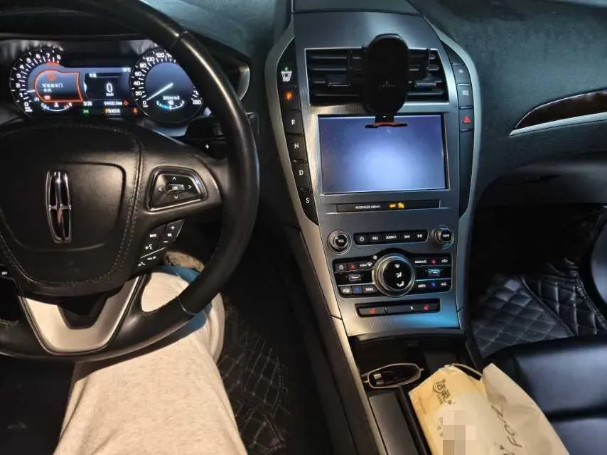 2019 Lincoln MKZ 2.0T 203HP L4 6AT,autocango,china used car exporter,china ev exporter,chinese used car exporter,chinese used ev exporter