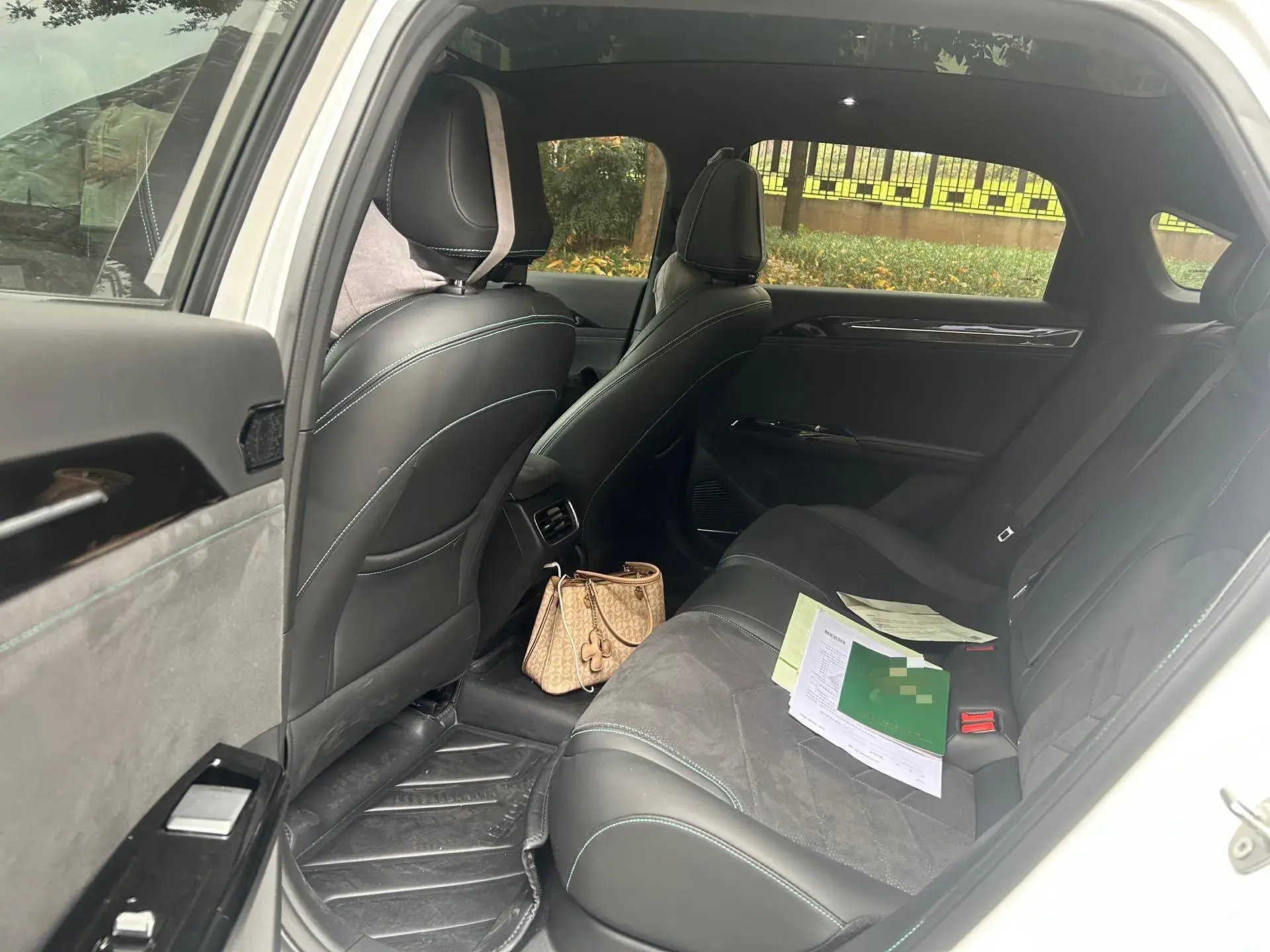 2024 GEELY GALAXY thumbnail 3