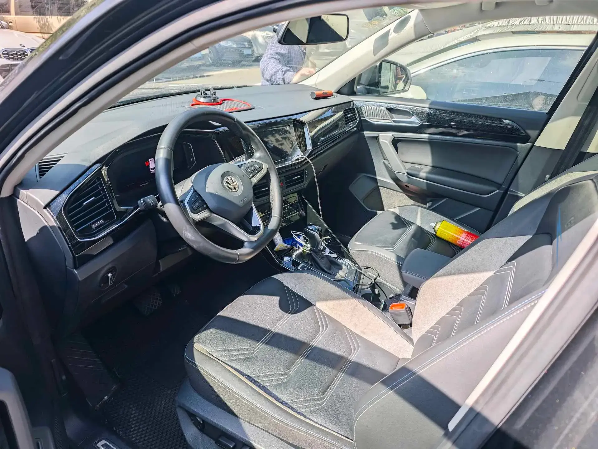 2020 VOLKSWAGEN TAYRON thumbnail 4