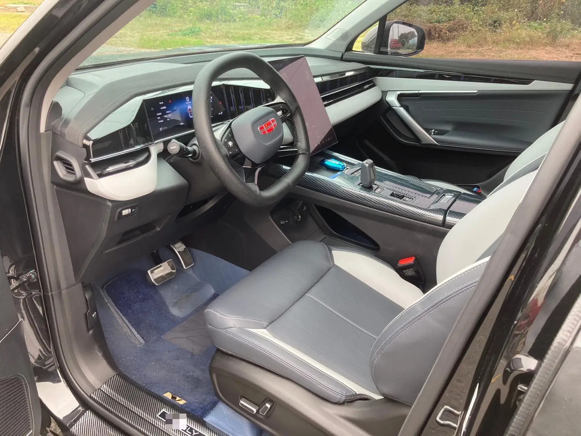 2024 GEELY STARRAY thumbnail 4