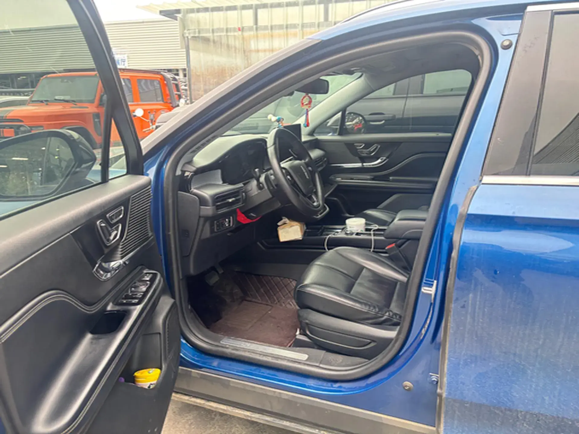 2020 LINCOLN CORSAIR thumbnail 3