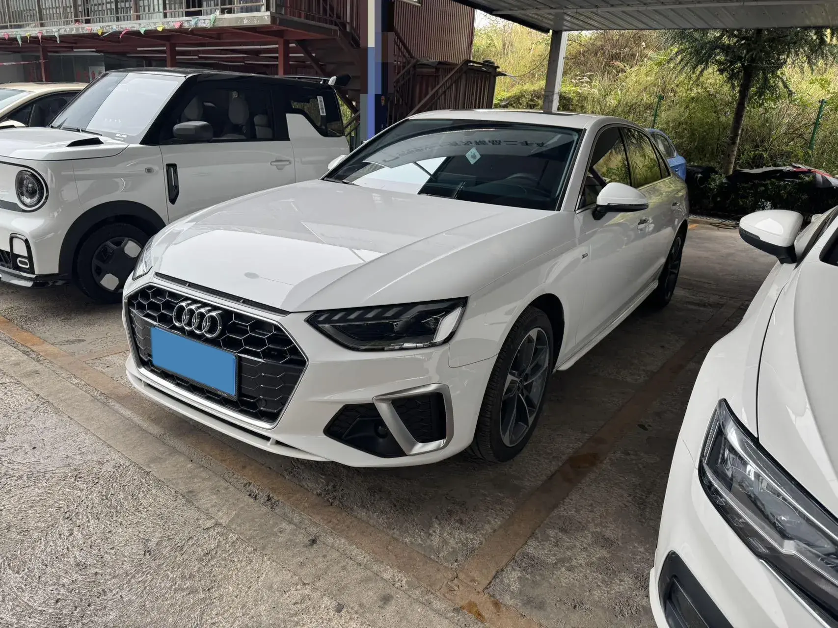 2024 AUDI A4L view 1