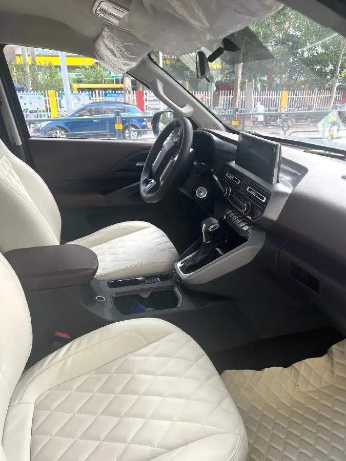 2022 ChangAn FengJing RV 2.4T 211HP L4 6AT,autocango,china used car exporter,china ev exporter,chinese used car exporter,chinese used ev exporter