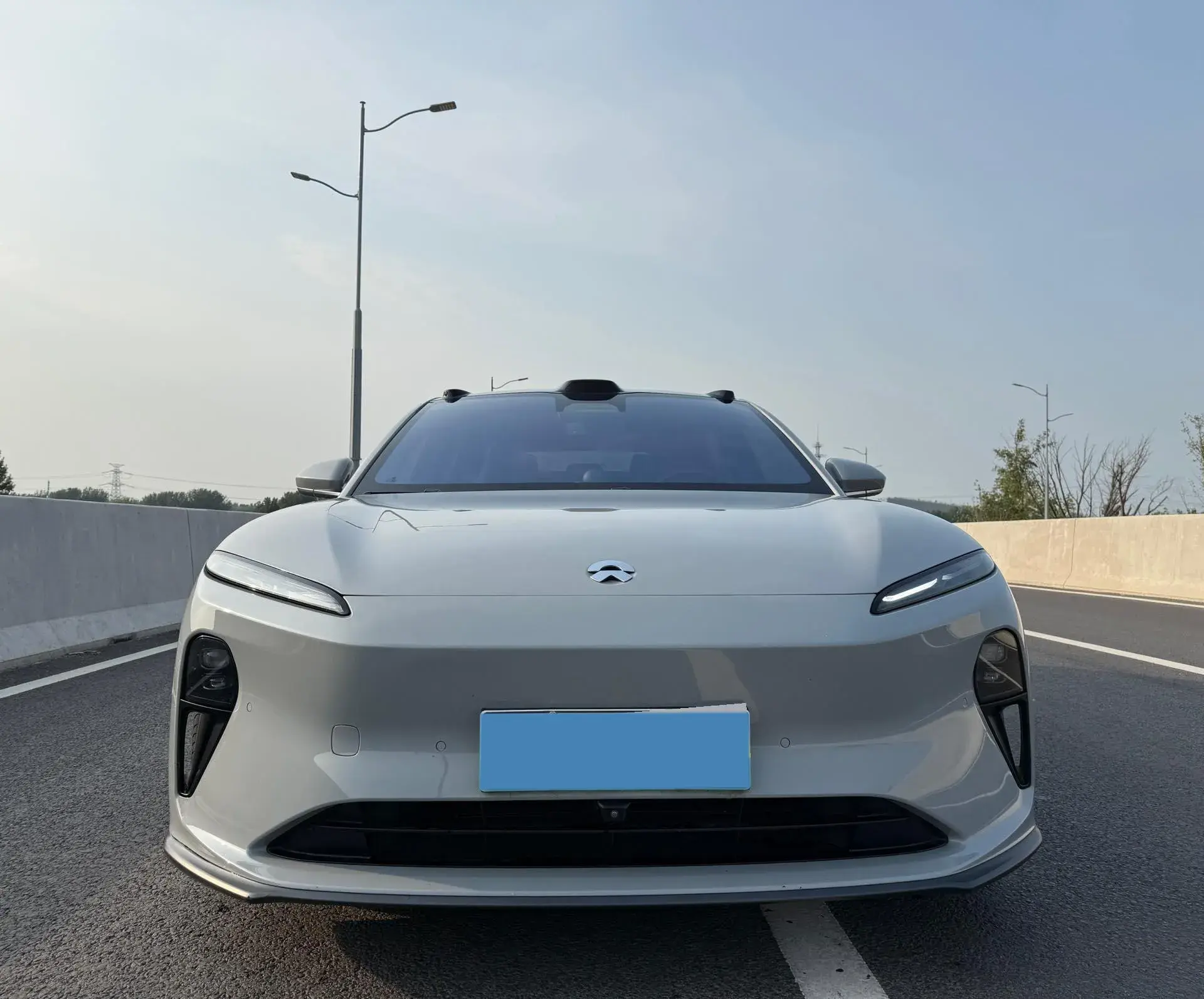 2023 NIO ET5T thumbnail 3