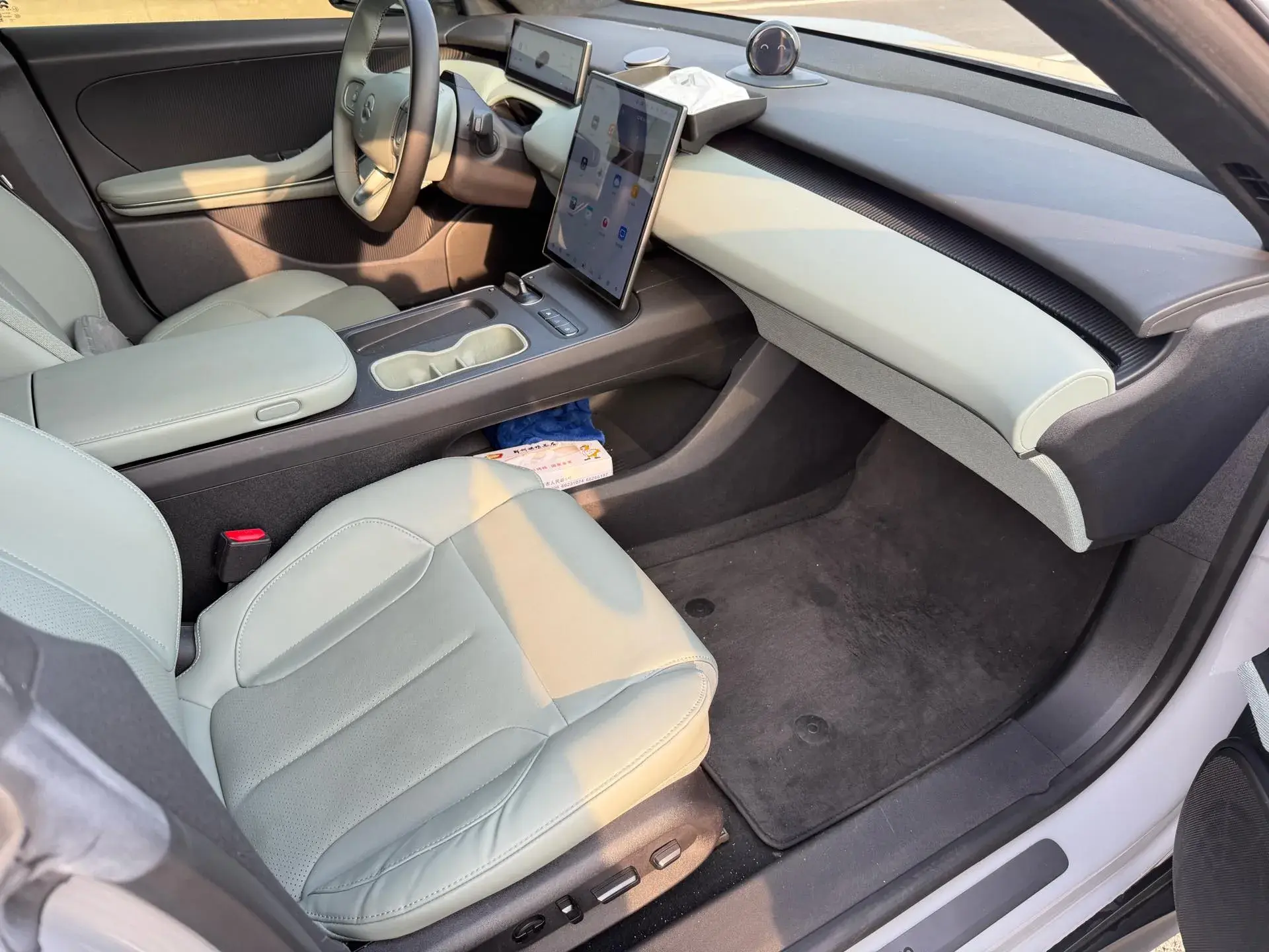 2023 NIO ET5T thumbnail 4