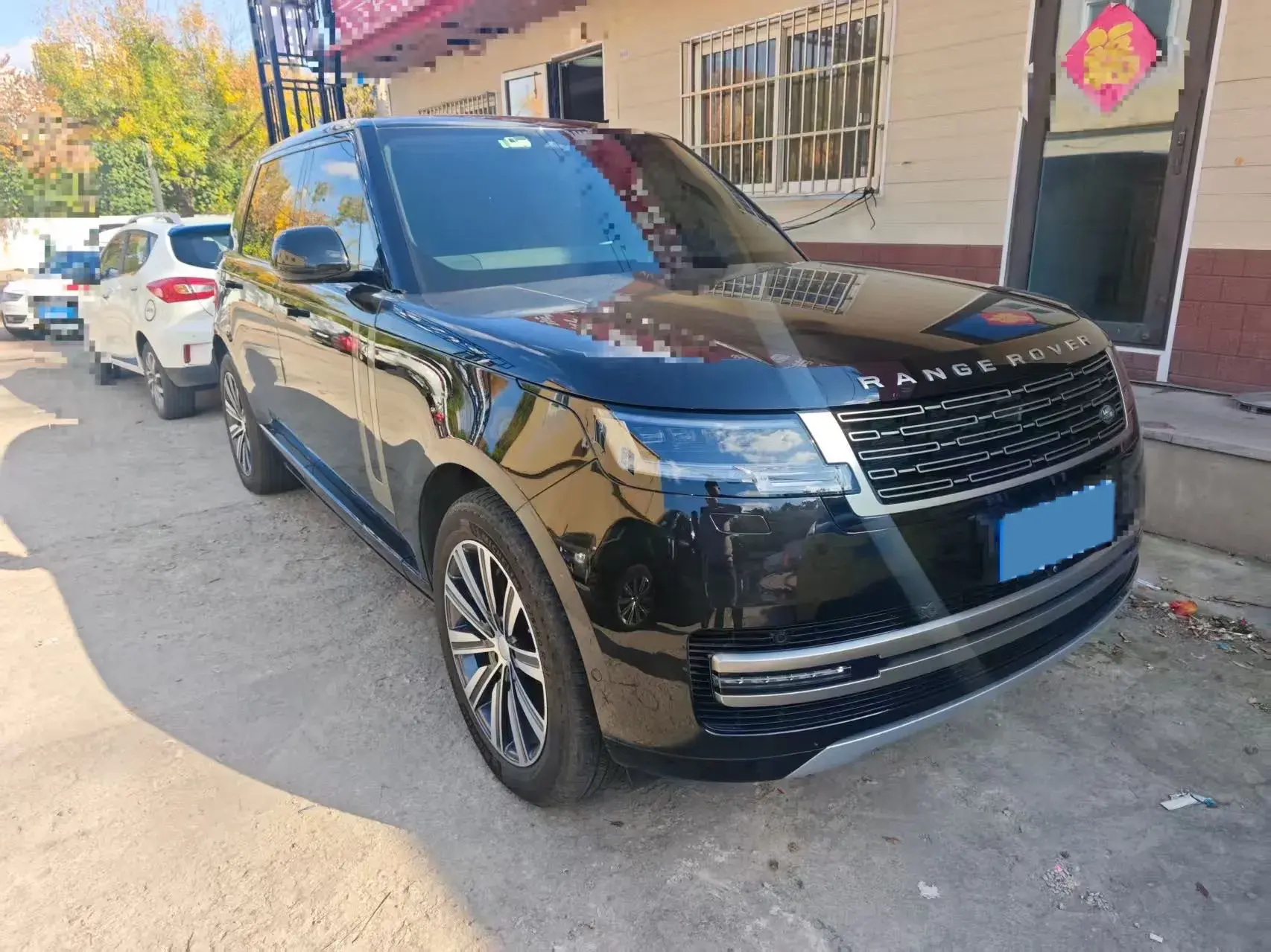 2024 LAND ROVER thumbnail 2