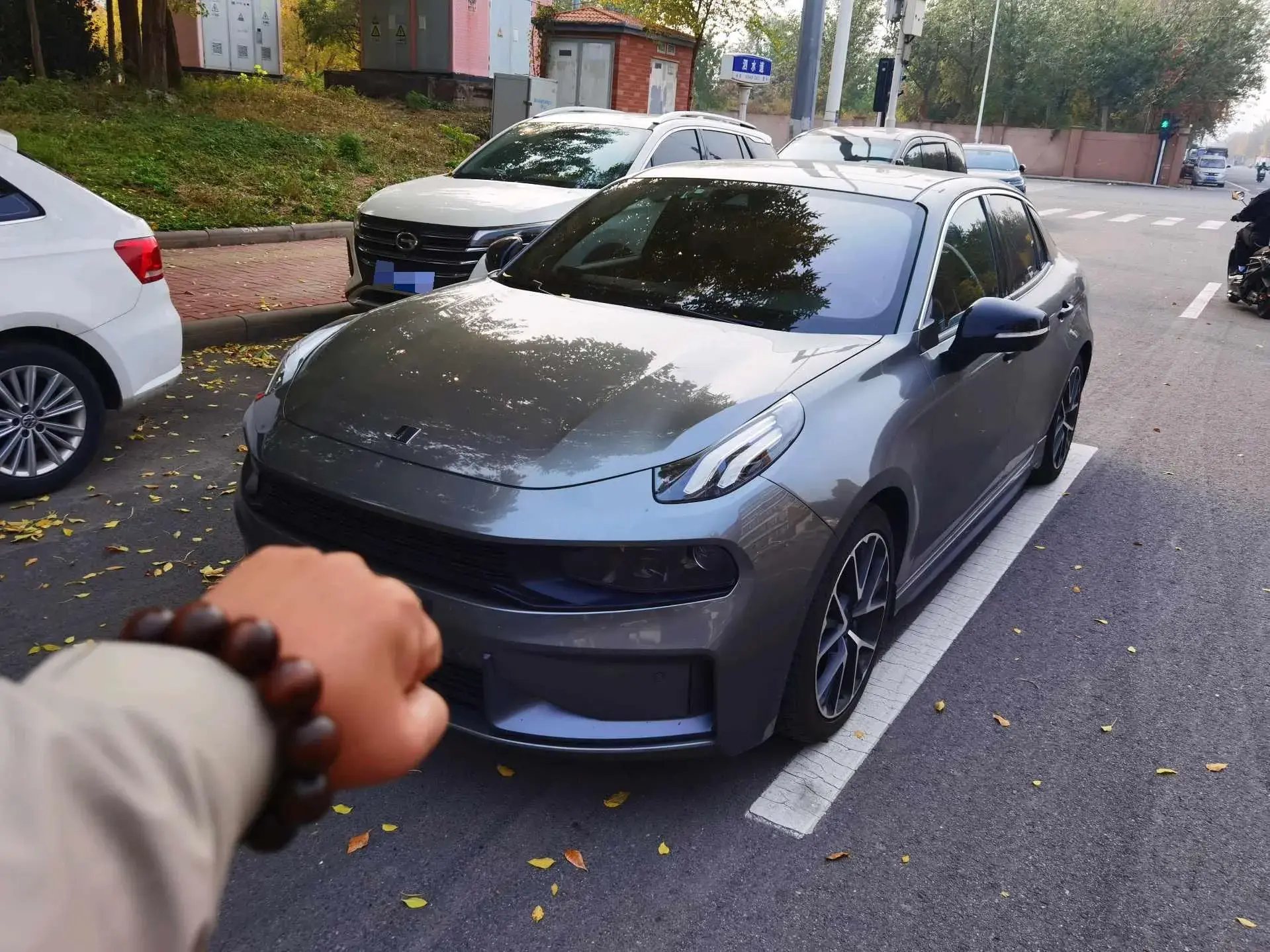 2022 LYNK&CO 03 view 1