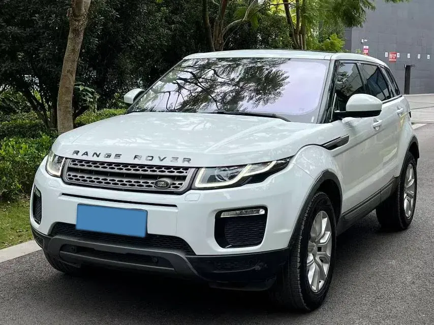 2018 LAND ROVER view 1