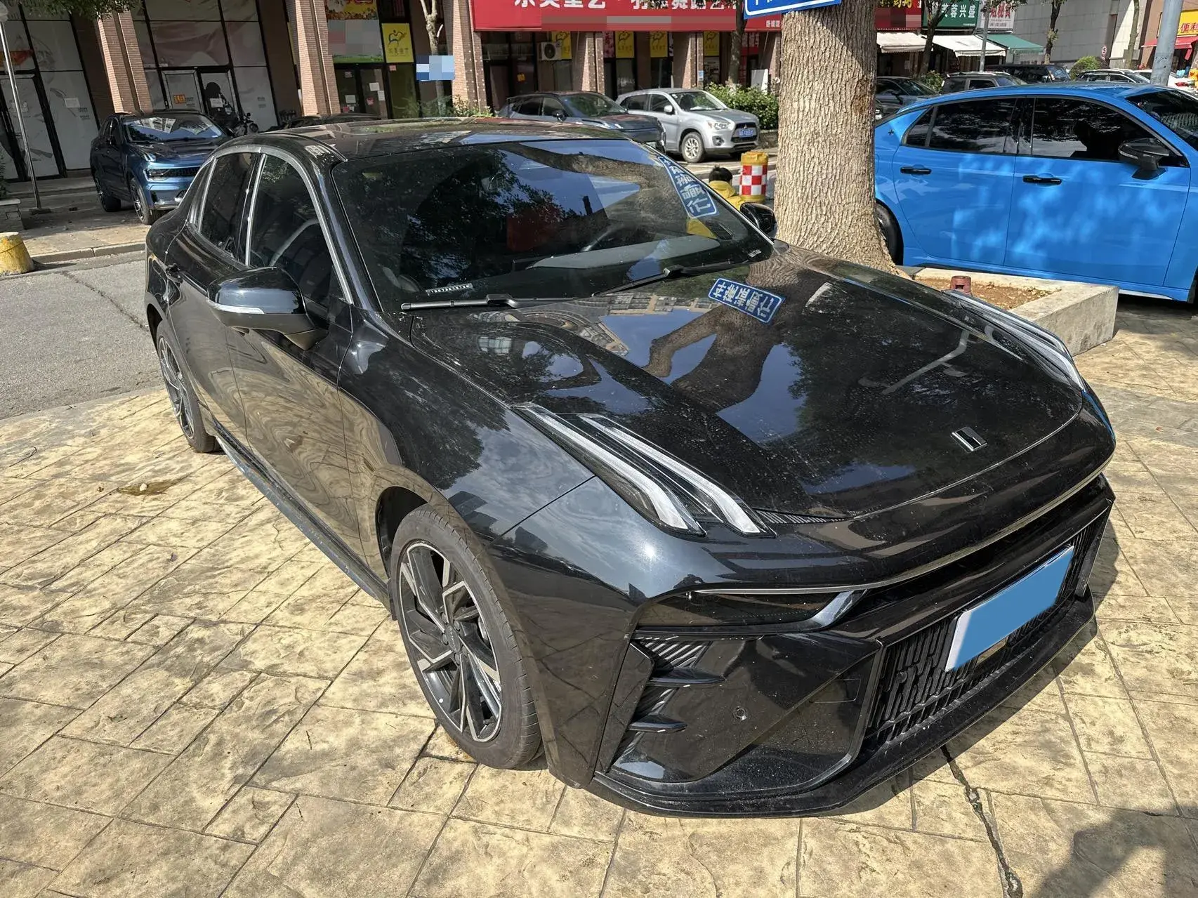 2023 LYNK&CO 03 thumbnail 2