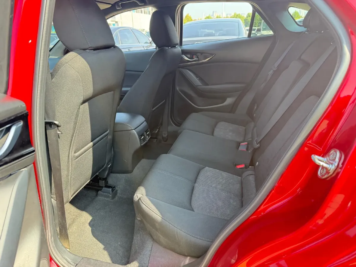 2021 Mazda CX-4 2.0L 158HP L4 6AT,autocango,china used car exporter,china ev exporter,chinese used car exporter,chinese used ev exporter