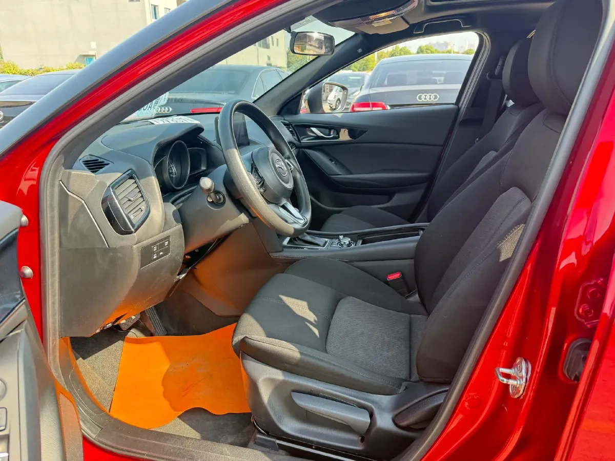 2021 Mazda CX-4 2.0L 158HP L4 6AT,autocango,china used car exporter,china ev exporter,chinese used car exporter,chinese used ev exporter