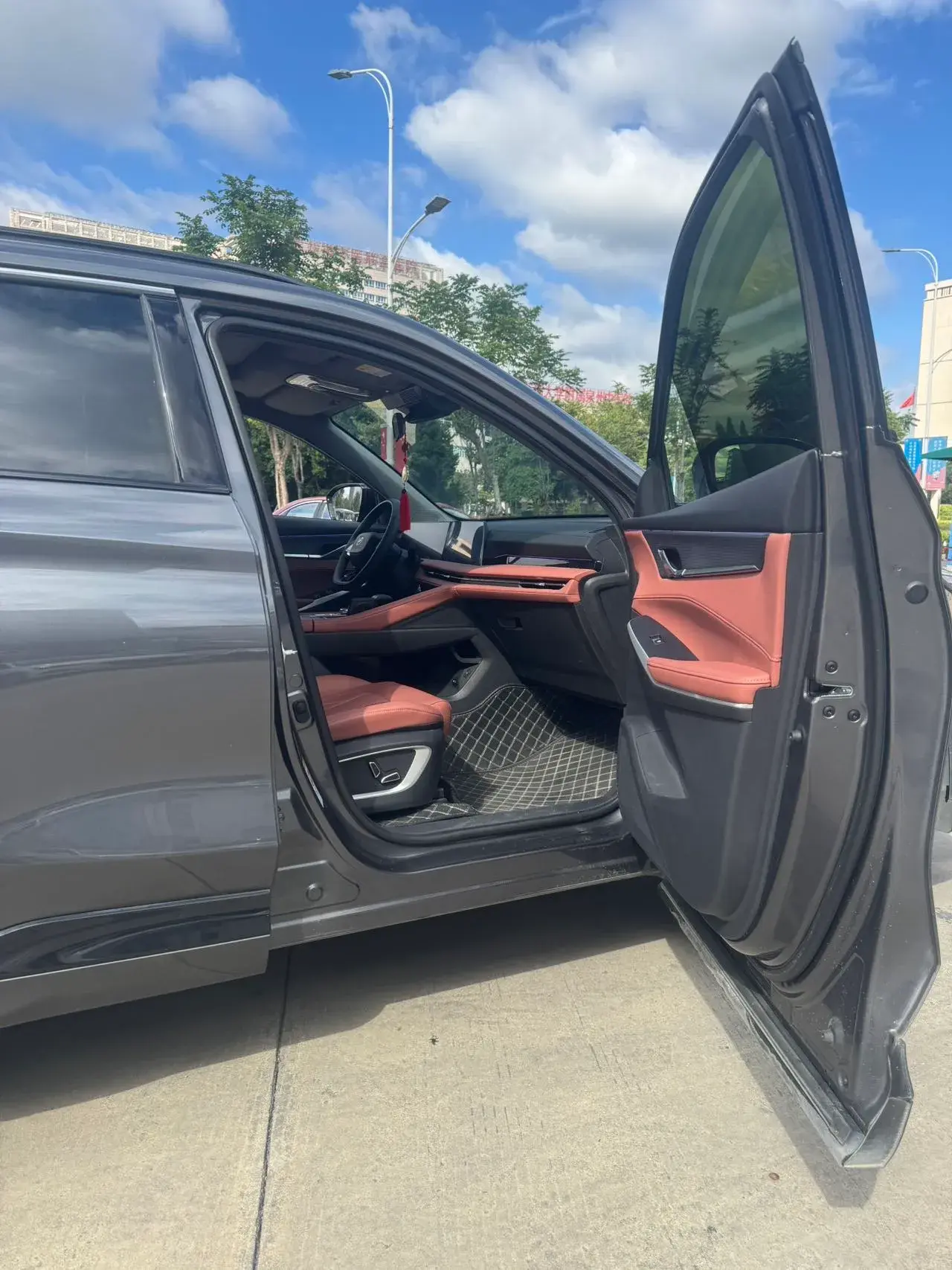 2025 CHANGAN CS75 thumbnail 4