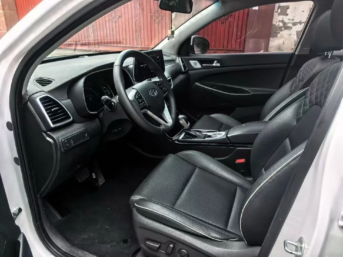 2020 Hyundai Tucson 1.6T 177HP L4 7DCT,autocango,china used car exporter,china ev exporter,chinese used car exporter,chinese used ev exporter