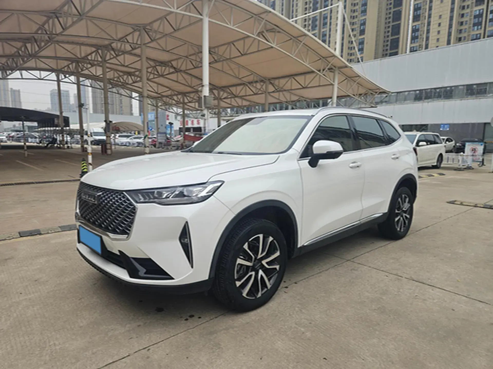 2021 HAVAL H6 view 1