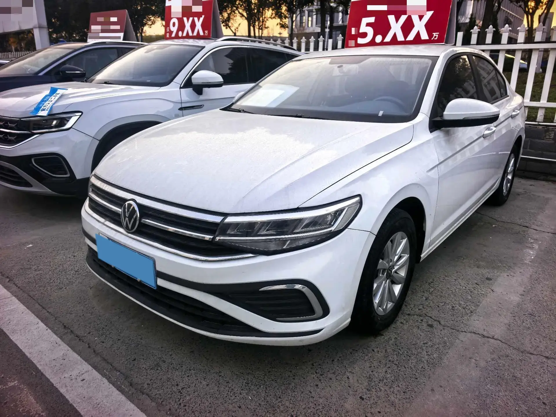 2023 VOLKSWAGEN BORA view 1