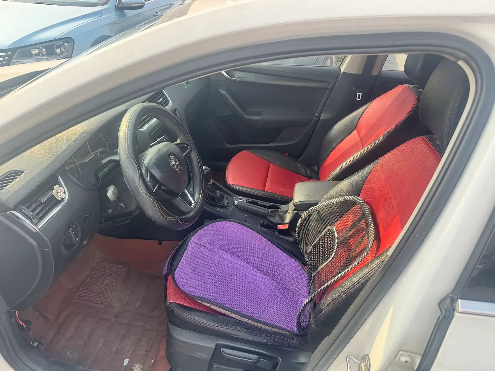 2017 SKODA OCTAVIA thumbnail 3