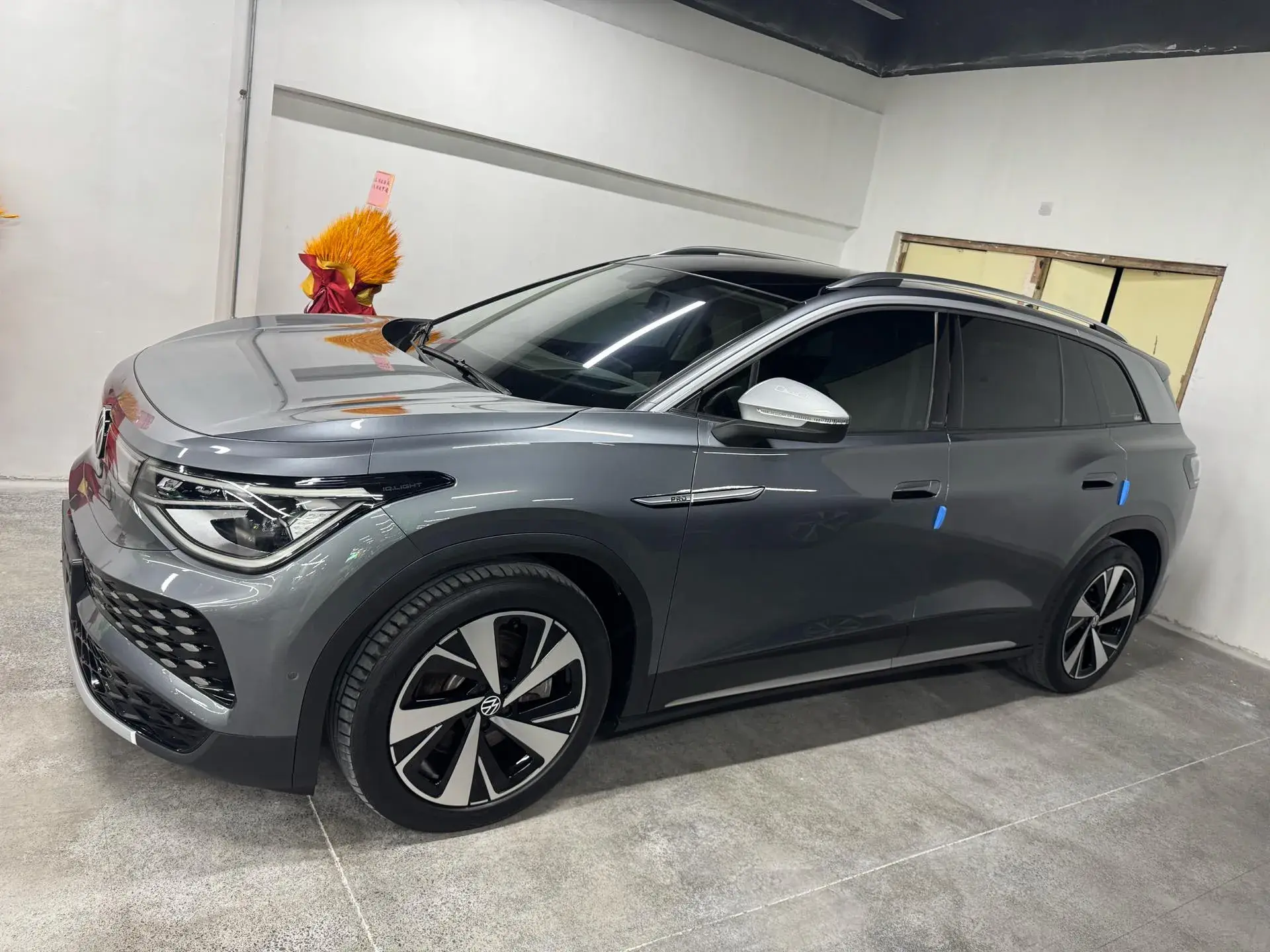 2023 VOLKSWAGEN ID.6 view 1