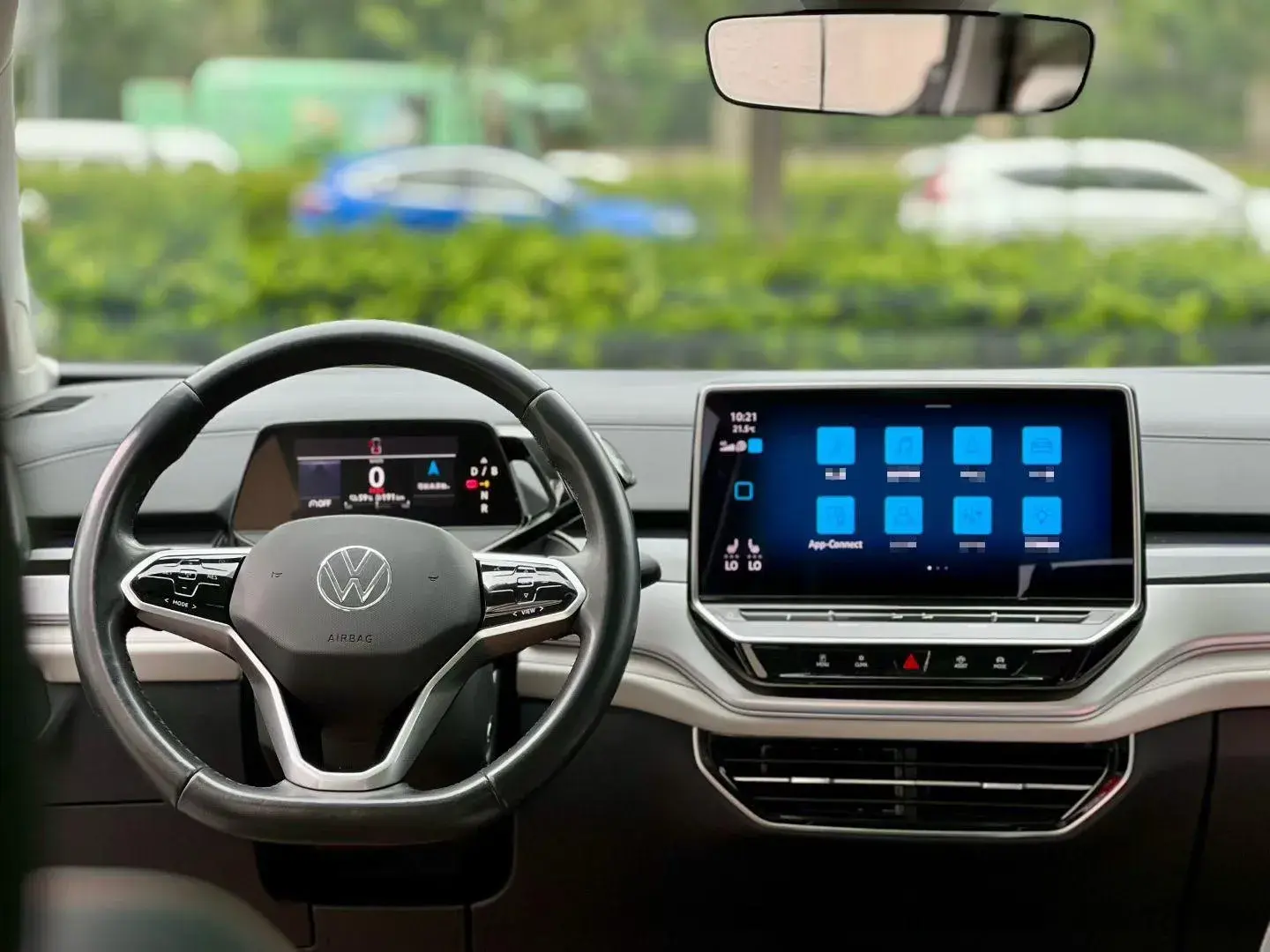 2023 VOLKSWAGEN ID.6 thumbnail 3