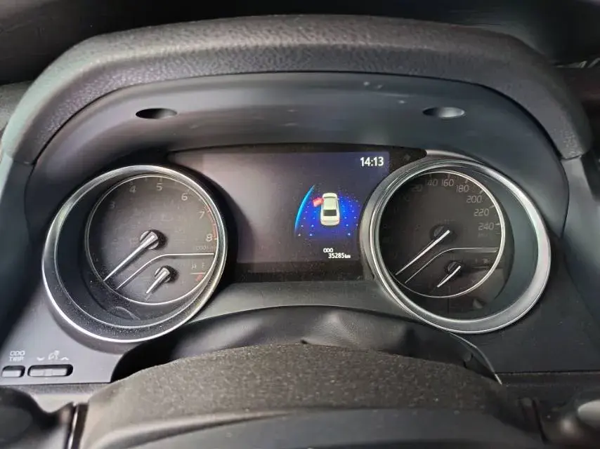 2019 TOYOTA CAMRY thumbnail 4