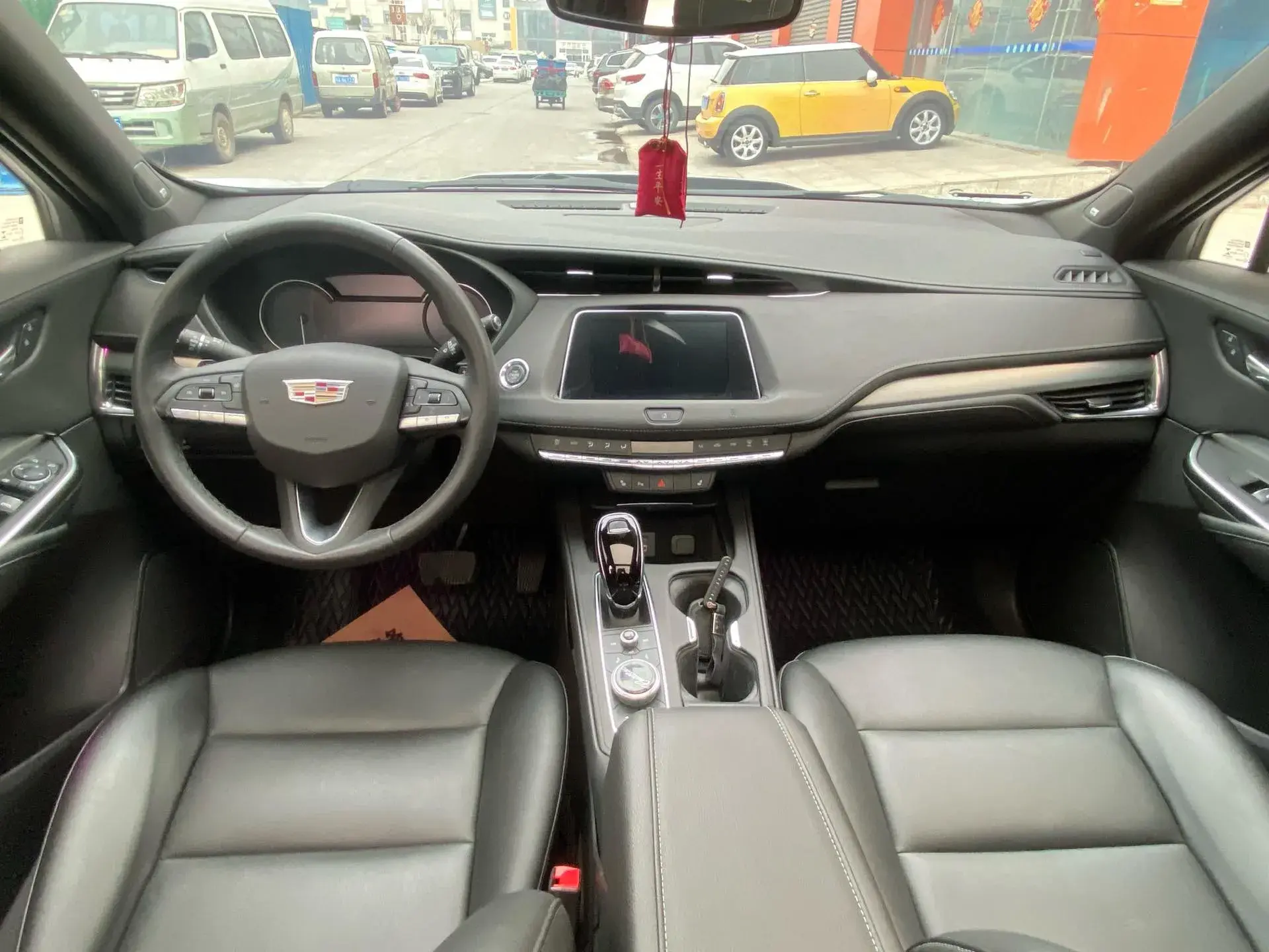 2021 CADILLAC XT4 thumbnail 2