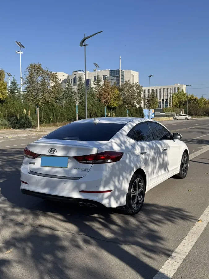 2018 Hyundai Elantra 1.4T 130HP L4 7DCT,autocango,china used car exporter,china ev exporter,chinese used car exporter,chinese used ev exporter