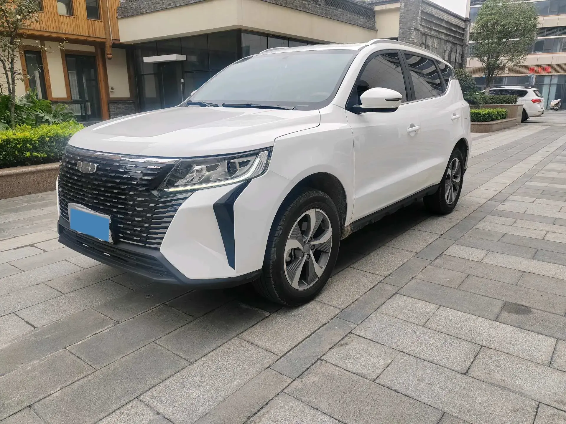 2024 GEELY OKAVANGOPRO view 1