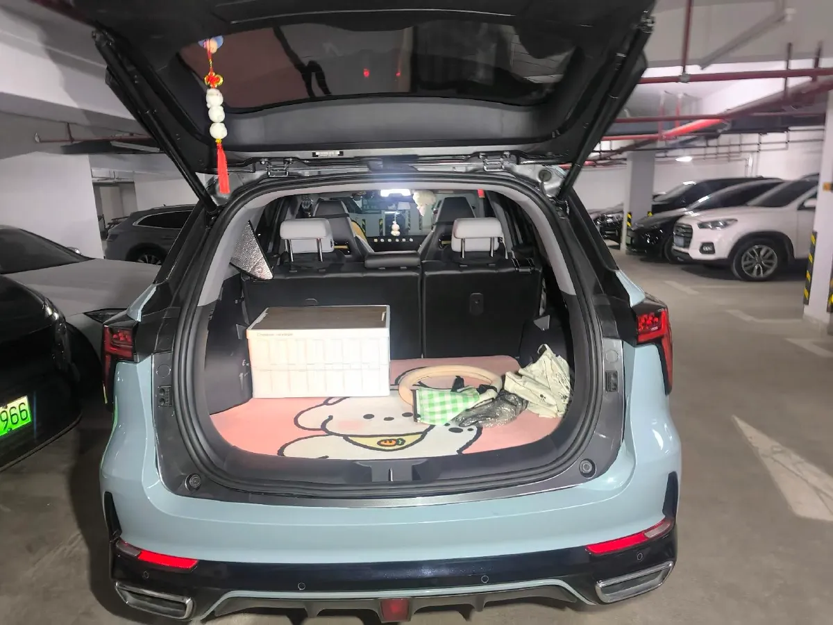 2023 ChangAn CS75 Plus iDD 1.5T 170HP L4 6TCT PHEV 28.39KWH,autocango,china used car exporter,china ev exporter,chinese used car exporter,chinese used ev exporter