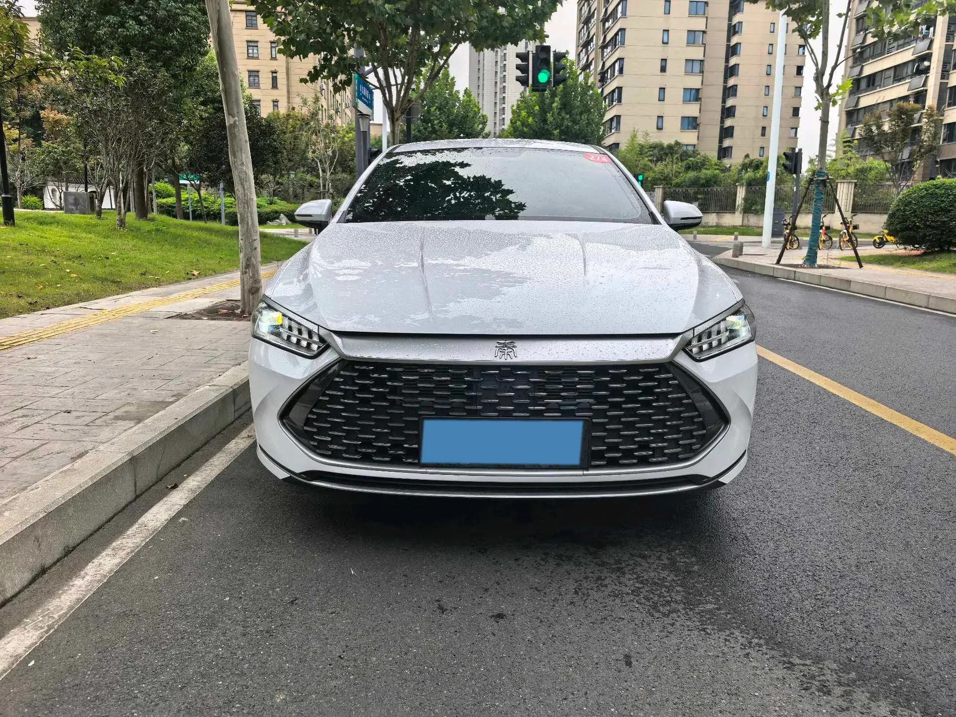 2023 BYD QIN thumbnail 3