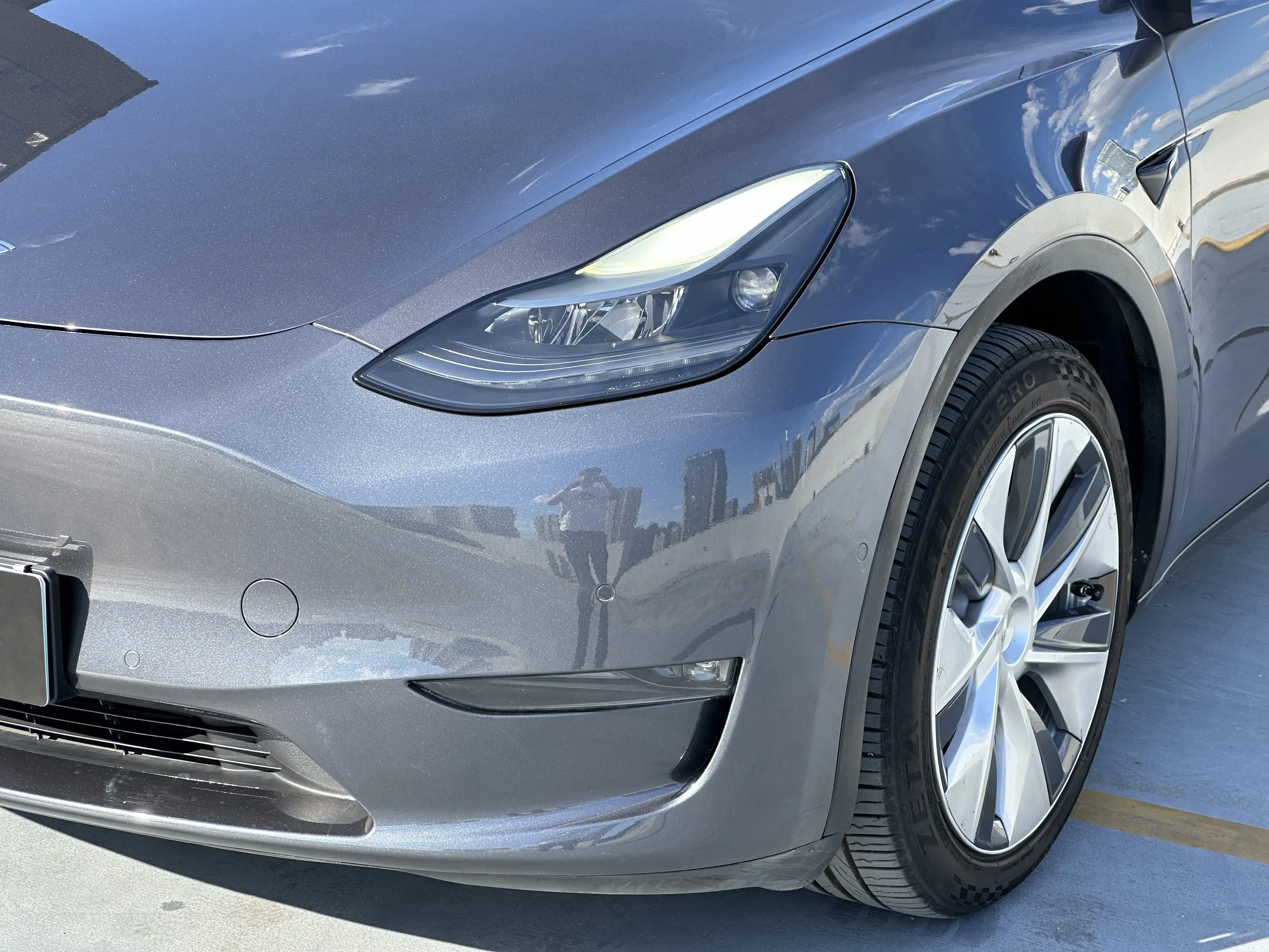 2021 TESLA MODEL thumbnail 4