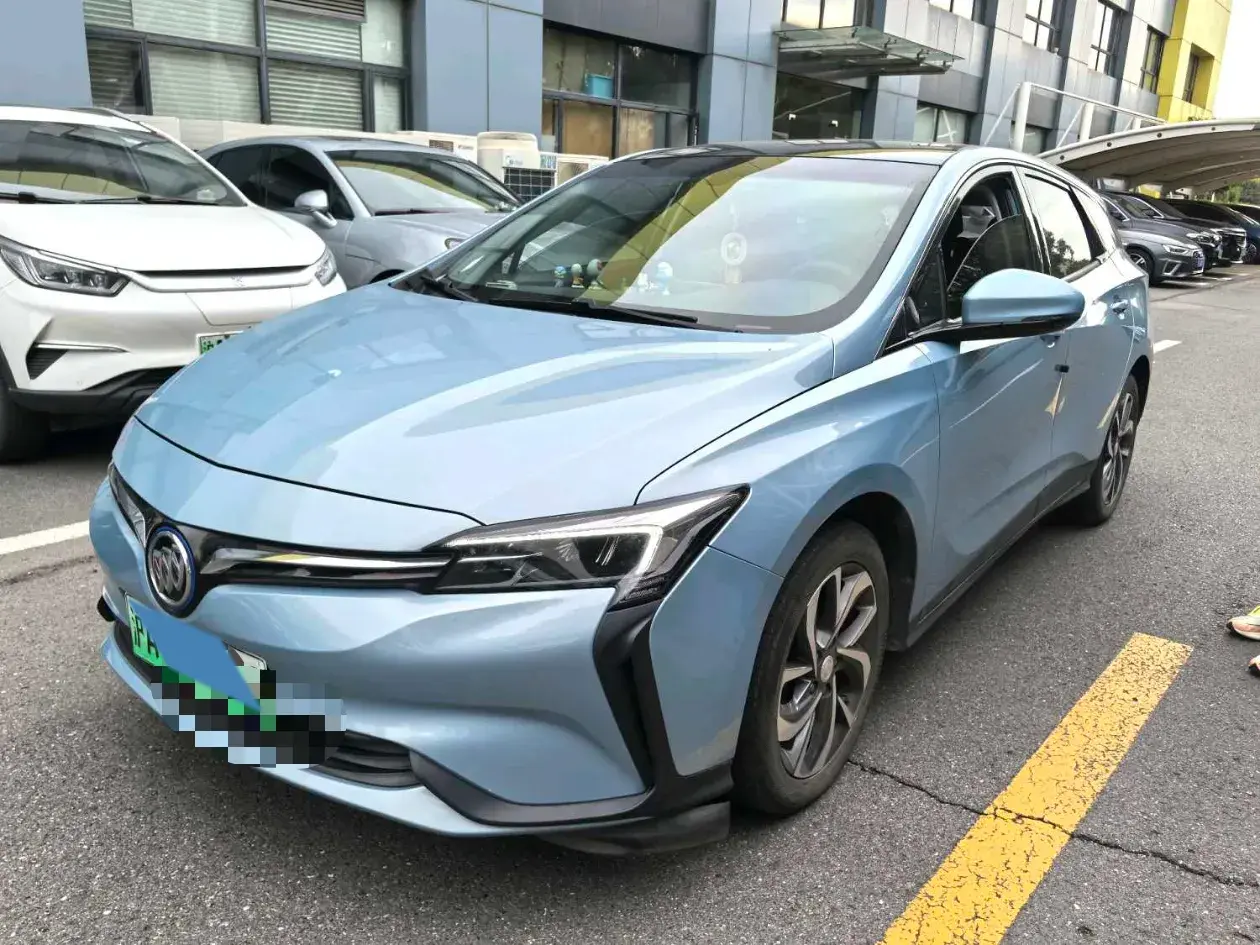 2019 BUICK VELITE view 1