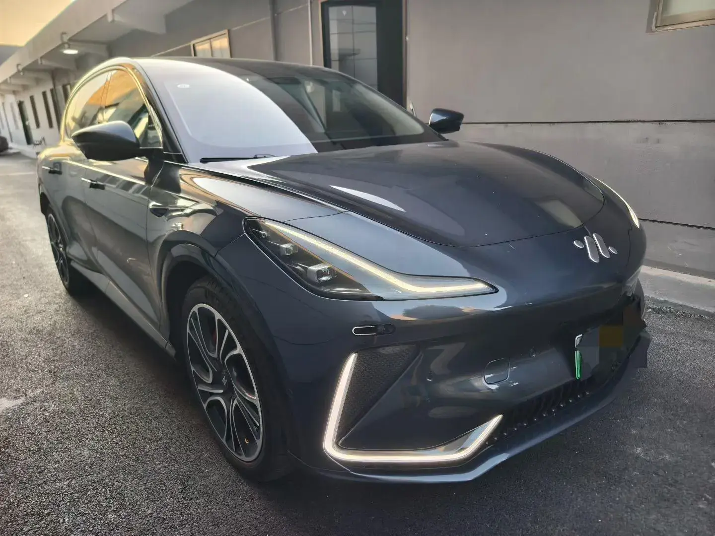 2023 IM LS7 thumbnail 2