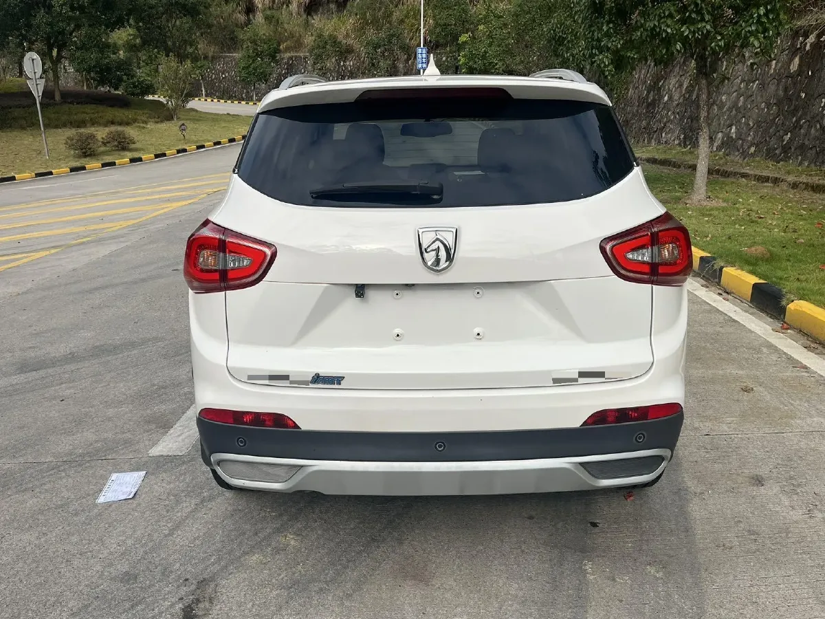 2018 Bestune B30 1.6L 109HP L4 5MT,autocango,china used car exporter,china ev exporter,chinese used car exporter,chinese used ev exporter