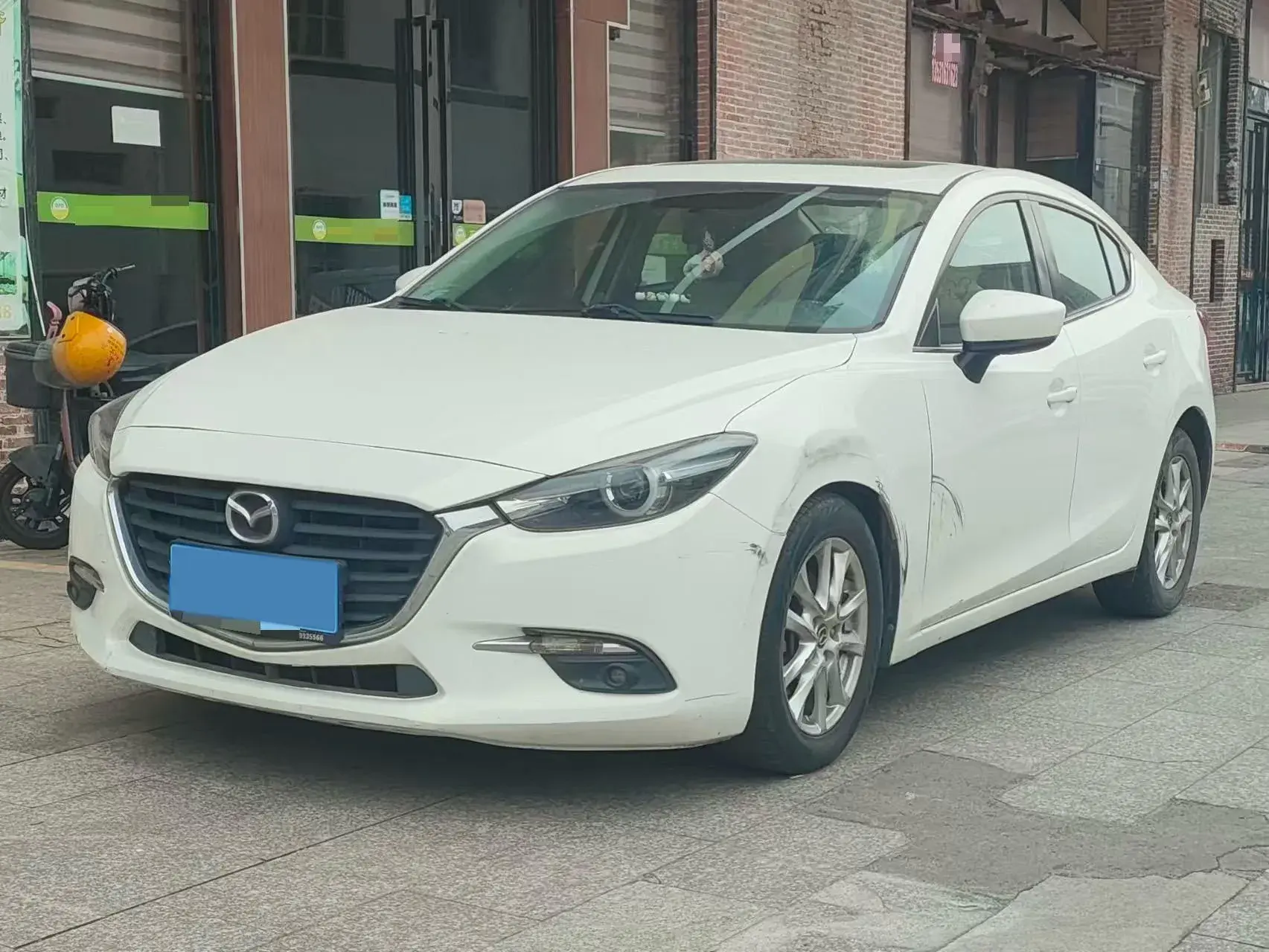 2017 MAZDA 3 view 1