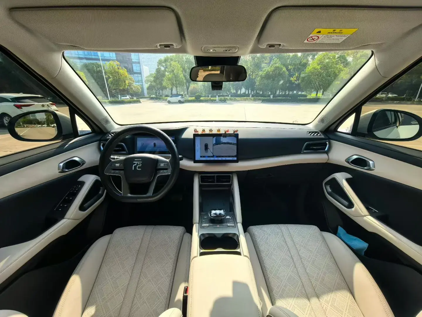 2024 BYD YUANUP thumbnail 3