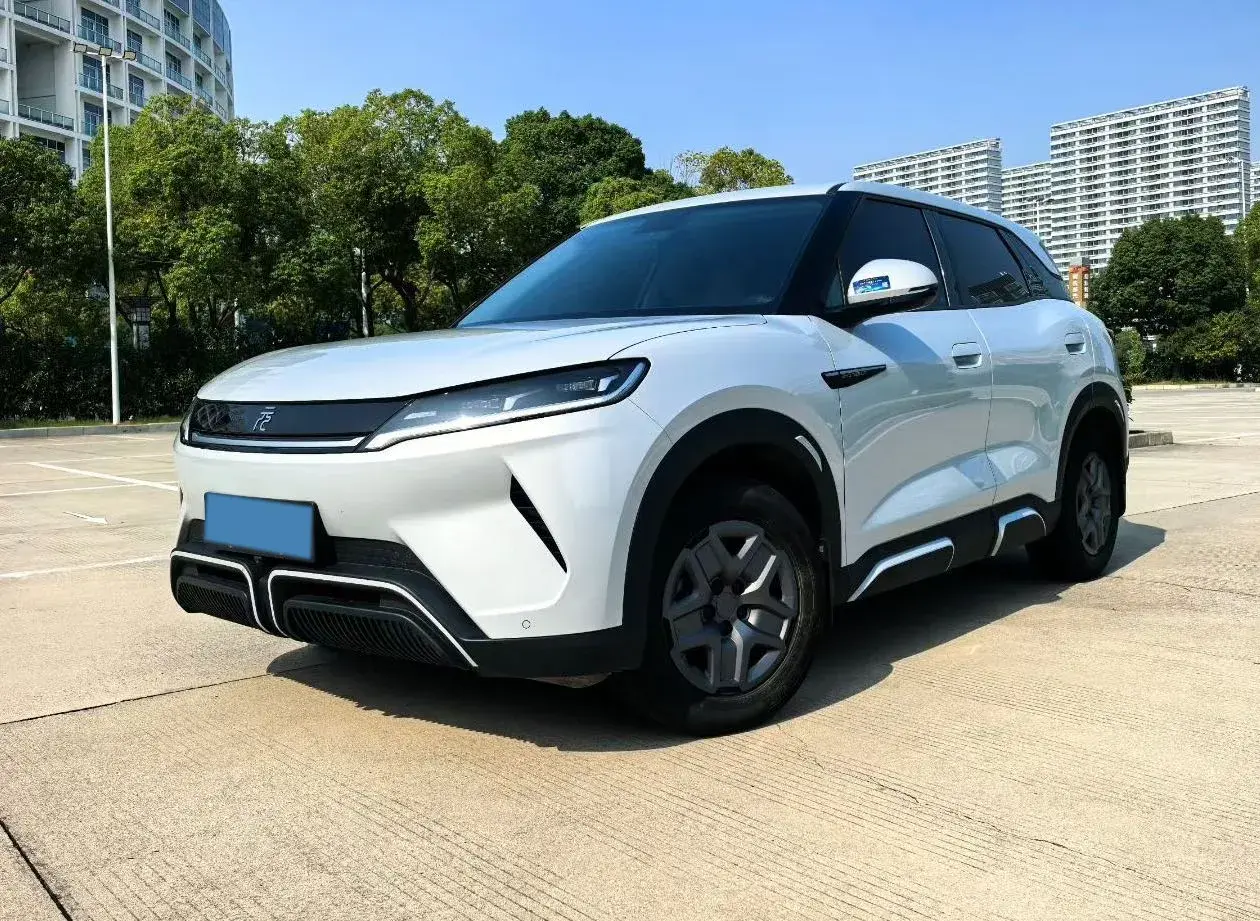 2024 BYD YUANUP view 1