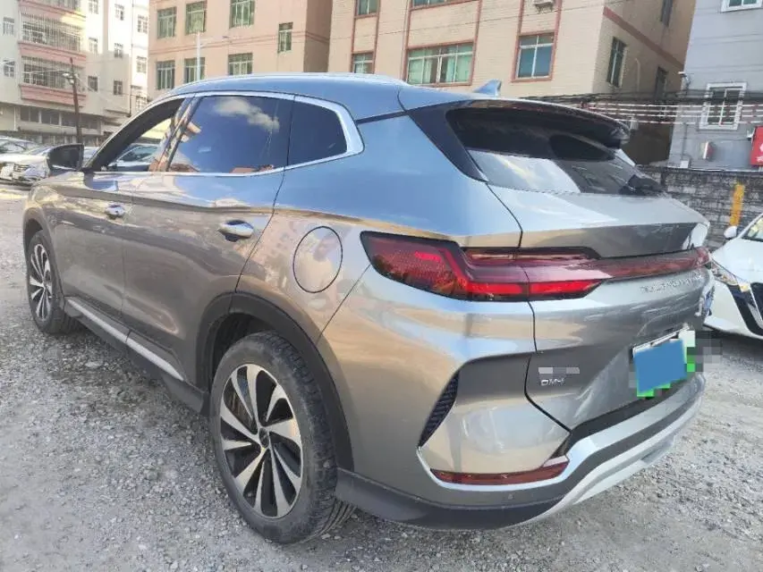 2023 BYD SONG thumbnail 4