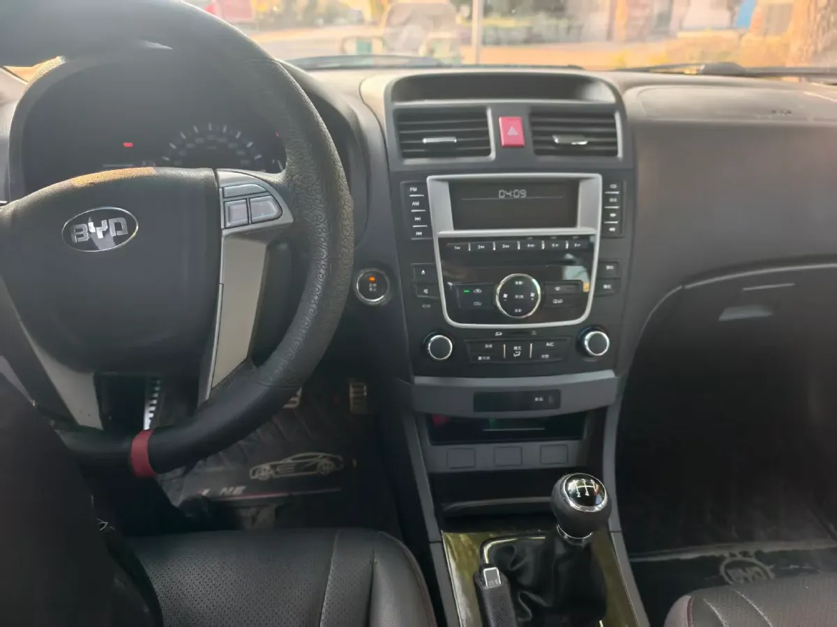 2008 BYD F6 2.0L 140HP L4 5MT,autocango,china used car exporter,china ev exporter,chinese used car exporter,chinese used ev exporter