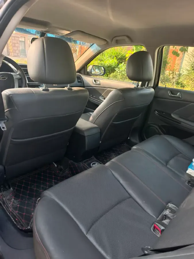 2008 BYD F6 2.0L 140HP L4 5MT,autocango,china used car exporter,china ev exporter,chinese used car exporter,chinese used ev exporter