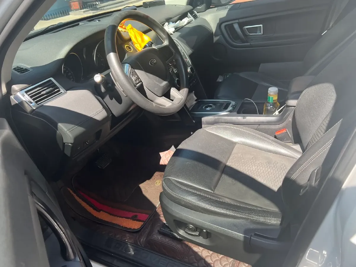 2018 Land Rover Discovery Sport 2.0T 241HP L4 9AT,autocango,china used car exporter,china ev exporter,chinese used car exporter,chinese used ev exporter