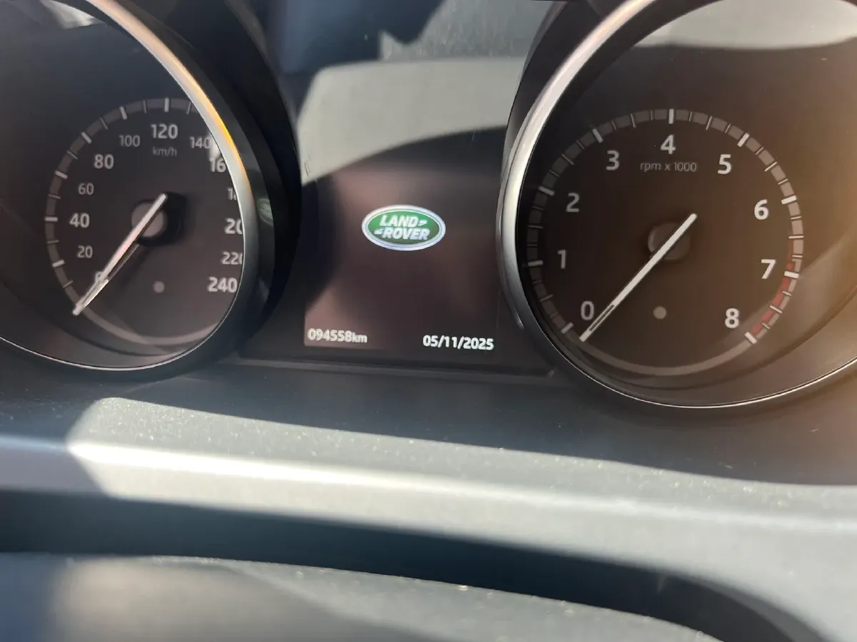 2018 Land Rover Discovery Sport 2.0T 241HP L4 9AT,autocango,china used car exporter,china ev exporter,chinese used car exporter,chinese used ev exporter