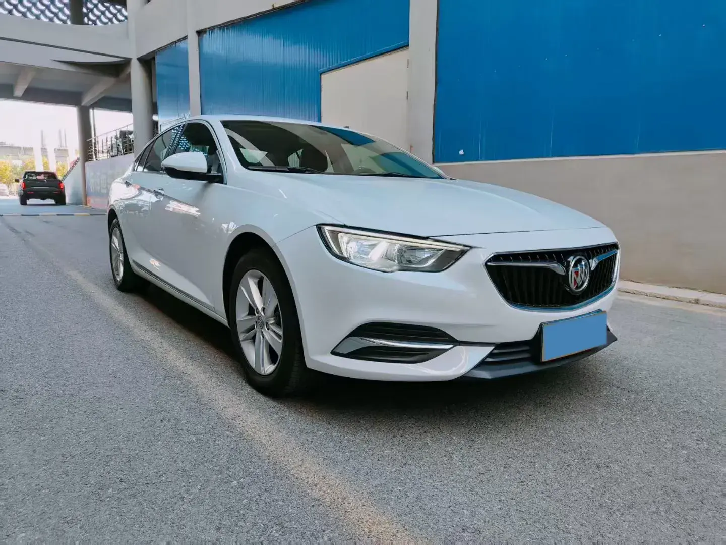 2019 BUICK REGAL thumbnail 2