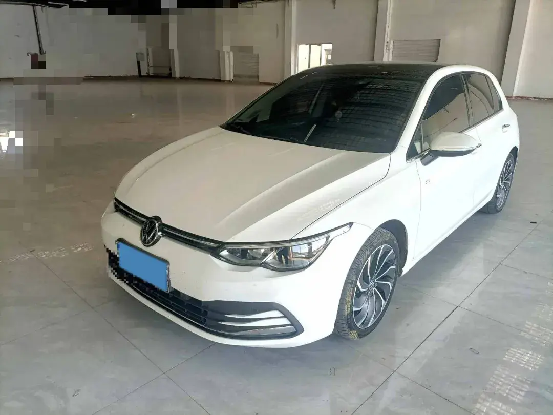 2021 VOLKSWAGEN GOLF view 1