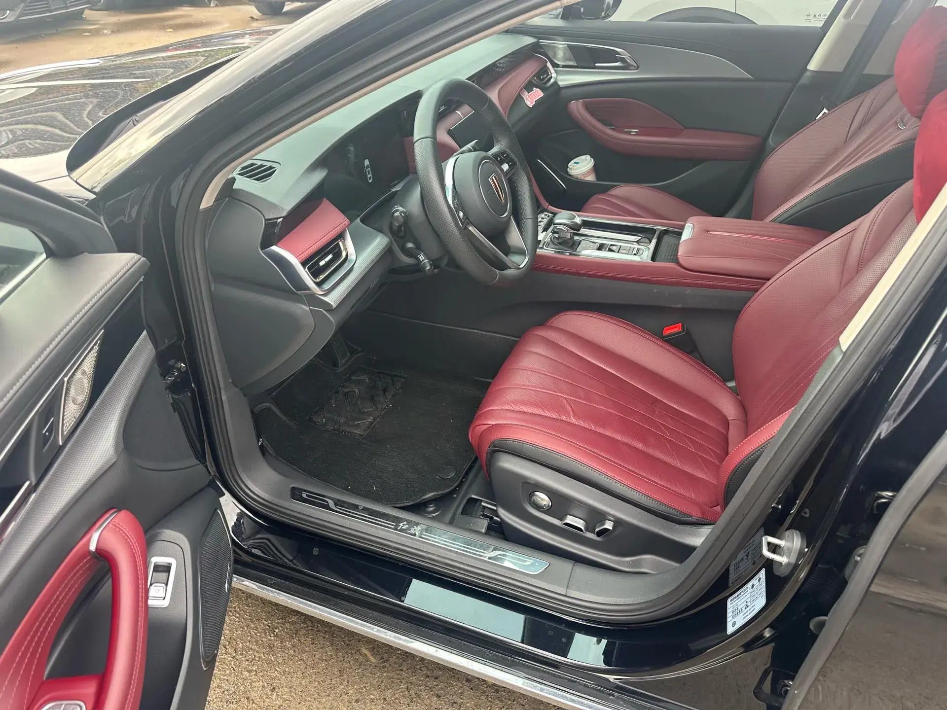 2023 HONGQI H5 thumbnail 3